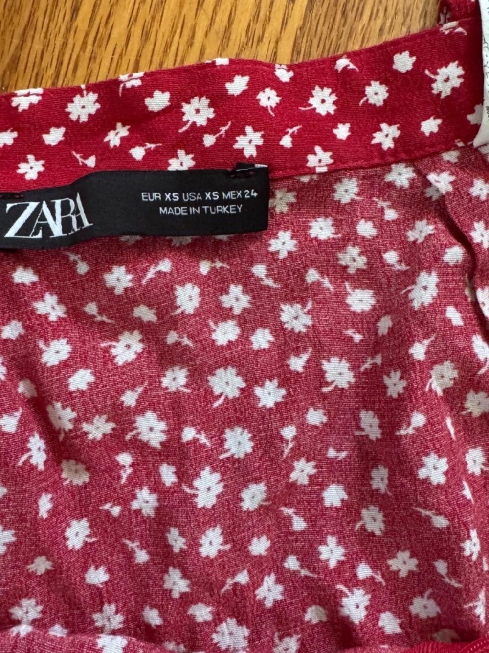 Zara Red and White Skirt - Picture 4 of 5